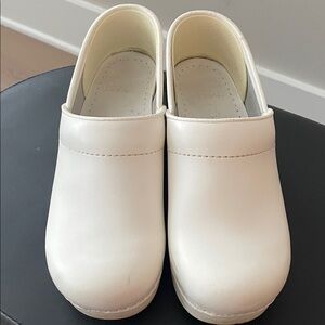 Dansko White Mules & Clogs